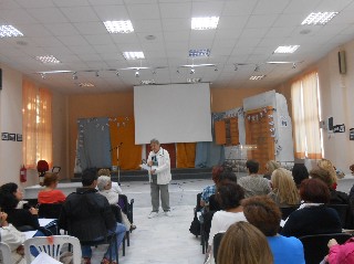 Θεατρικό μάθημα στο Αλιβέρι από τον Γιώργο Τασιόπουλο