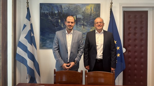 Συνάντηση του Θανάση Ζεμπίλη με τον Υφυπουργό Εξωτερικών Γιώργο Κώτσηρα