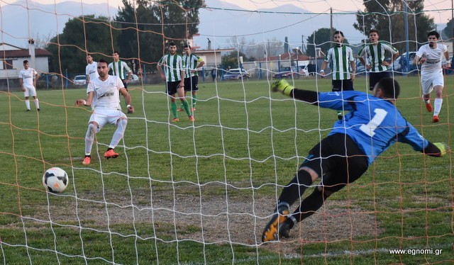 ΠΑΝΤΡΙΑΔΙΚΟΣ-ΗΡΑΚΛΗΣ ΨΑΧΝΩΝ 2-0: Πρώτος στα Μεσσάπια με νίκη ιστορική