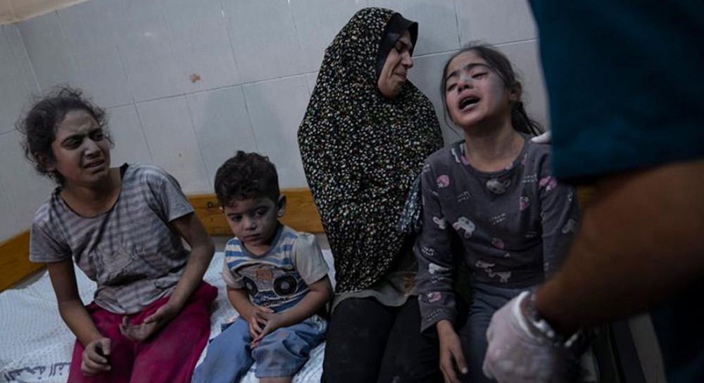 ΓΑΖΑ: Εισβολή του ισραηλινού στρατού στο νοσοκομείο Αλ Σίφα