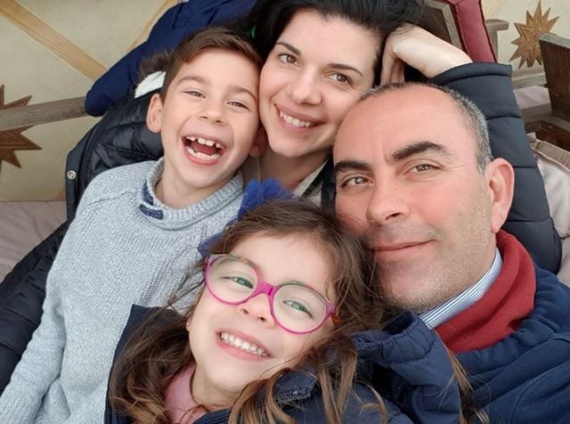Χρόνια πολλά με πολλά χαμόγελα