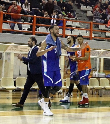 ΓΣ ΛΑΡΙΣΑΣ-ΚΥΜΗ 80-91: Το τρένο δεν έκανε στάση ούτε στη Λάρισα