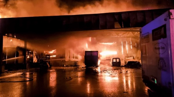 Λαμία: Από πρόθεση η πυρκαγιά στο εργοστάσιο 'Γιαννίτσης' με τα σχολικά γεύματα