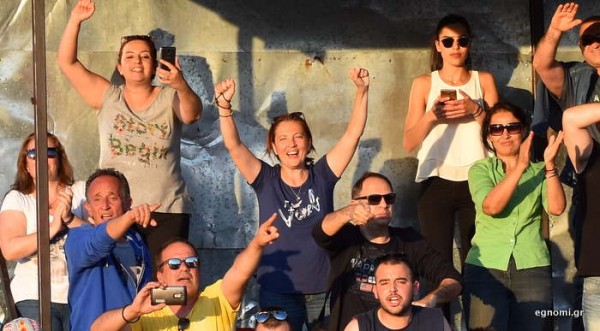 ΕΡΕΤΡΙΑ-ΚΥΖΙΚΟΣ: Πάθος, χαρά και πίκρα σε κλικ