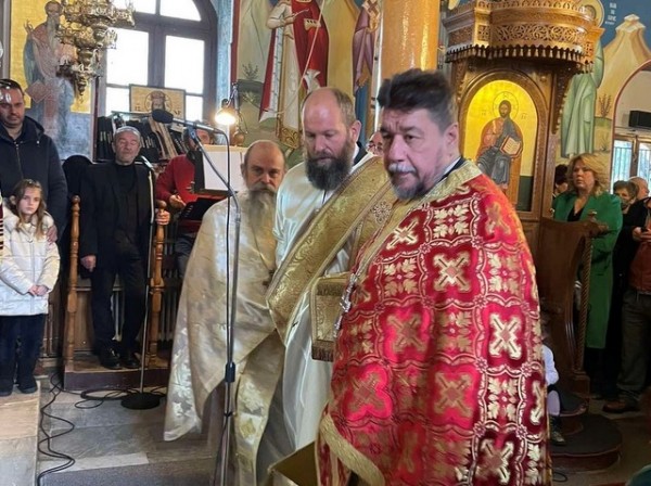 ΑΦΡΑΤΙ ΧΑΛΚΙΔΑΣ: Χειροτονήθηκε πρεσβύτερος ο νέος εφημέριος της ενορίας