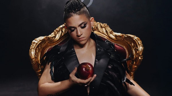 Δεν είναι μυστικό: Η Billie Isak κυκλοφόρησε τραγουδάρα (VIDEO)