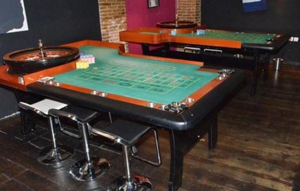 Μετέτρεψαν ίντερνετ -καφέ σε καζίνο