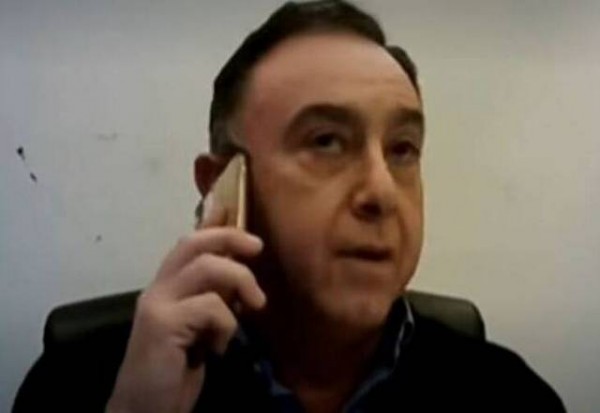 Σε ζωντανή σύνδεση ...βρήκε τον βουλευτή Χρήστο Κέλλα ο νέος σεισμός (VIDEO)