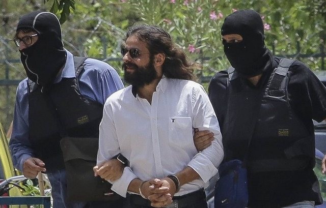 Ελεύθερος με περιοριστικούς όρους ο Μπαρμπαρούσης