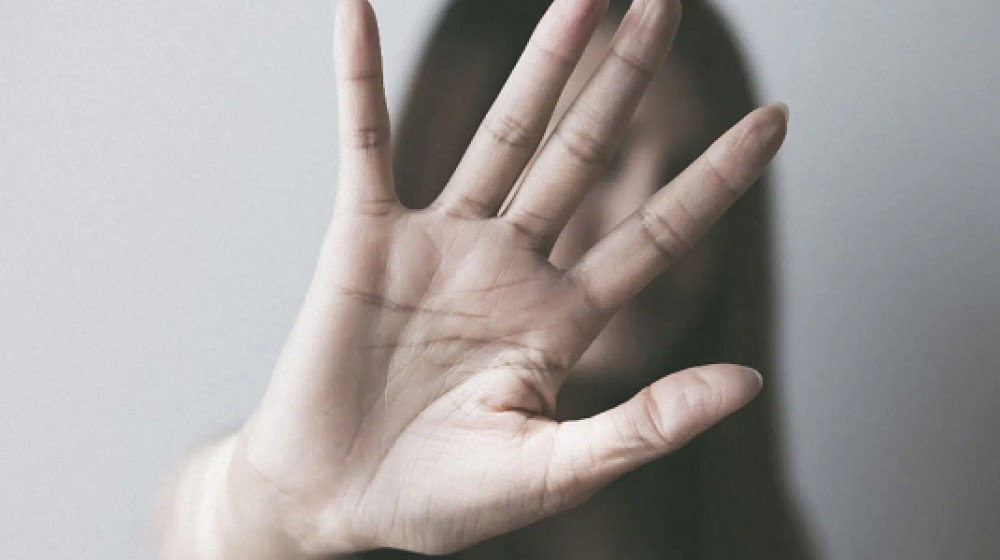 Οδηγός λεωφορείου έσωσε κοπέλα που παρενοχλούσαν δυο αλλοδαποί