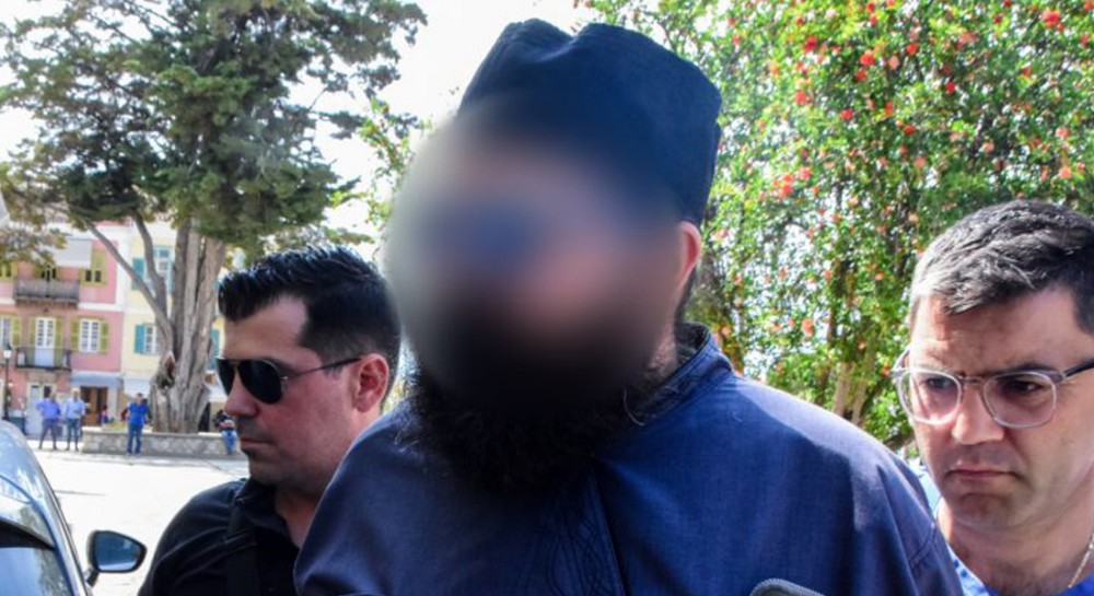 Ελεύθερος μέχρι τη Δίκη ο Αρχιμανδρίτης που έστειλε χυδαίο βίντεο σε 12χρονο
