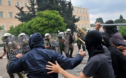 Τι λένε οι Χαλκιδέοι που ήταν χθες στο Σύνταγμα