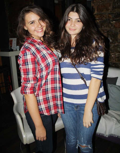 Τα λένε όλα