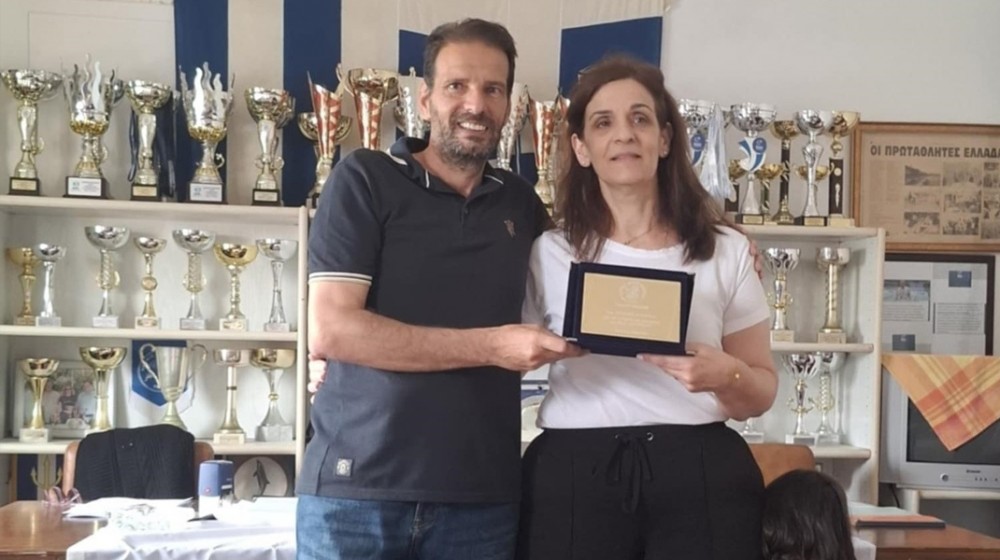 ΝΑΥΤΙΚΟΣ ΟΜΙΛΟΣ ΑΛΙΒΕΡΙΟΥ: Ξανά πρόεδρος ο Προκόπης Αλέξης - Τιμήθηκε για την προσφορά της η Ευτυχία Ρεβύθη