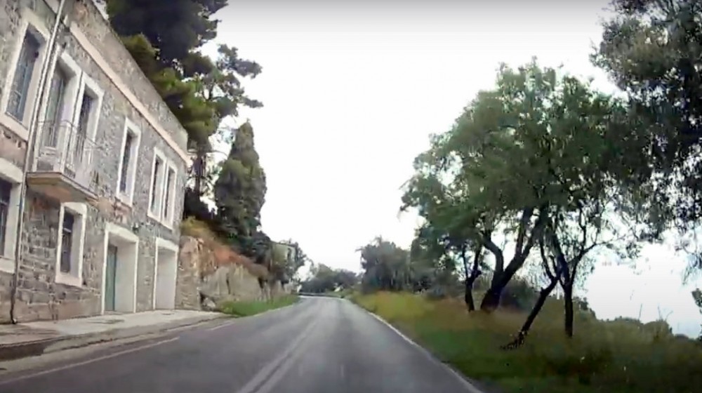 ΚΥΜΗ: Κλείνει μέχρι νεωτέρας ο δρόμος προς την παραλία - Από το βράδυ της Παρασκευής