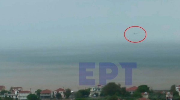 Έπεσε ελικόπτερο στη βόρεια Εύβοια (VIDEO)