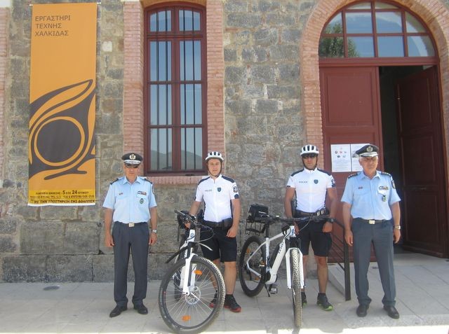 ΑΣΤΥΝΟΜΟΙ ΜΕ ΠΟΔΗΛΑΤΟ: Ο θεσμός ήρθε και στη Χαλκίδα