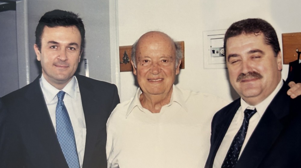 ΧΑΛΚΙΔΑ: Έτσι αποχαιρέτησε τον Μίμη Πλέσσα ο Γρηγόρης Δάσκος