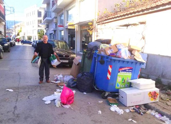 ΙΣΤΙΑΙΑ: Ξέχειλοι οι κάδοι στην Κριεζώτου