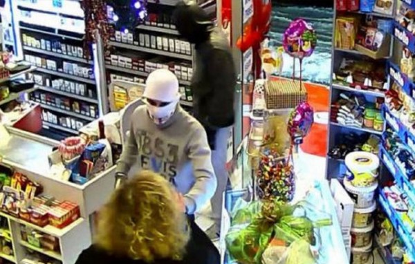 ΣΤΕΡΕΑ ΕΛΛΑΔΑ: Ληστεία σε μίνι-μάρκετ με λεία ένα μπουκάλι με οινοπνευματώδες ποτό