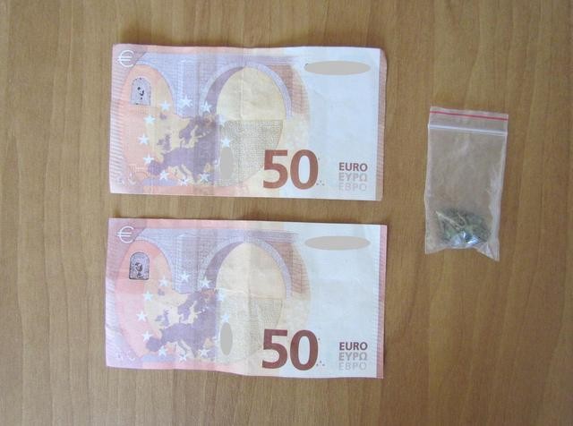 Κυκλοφορούσαν με παραχαραγμένα χαρτονομίσματα και ναρκωτικά