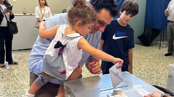 ΑΥΤΟΔΙΟΙΚΗΤΙΚΕΣ ΕΚΛΟΓΕΣ ΕΥΒΟΙΑ: Πρωταγωνιστές τα παιδιά των υποψηφίων