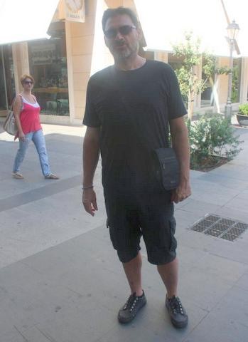 Έτρεχε καλοκαιριάτικα για τους πρόσφυγες