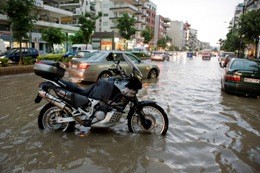 Ενίσχυση για την αντιμετώπιση των καταστροφών της Καρύστου