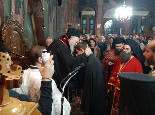 Ο Μητροπολίτης χειροθέτησε Αναγνώστη τον μαθητή Σταυριανό Μπακράτση