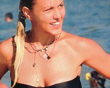 Από το στούντιο στο νησί