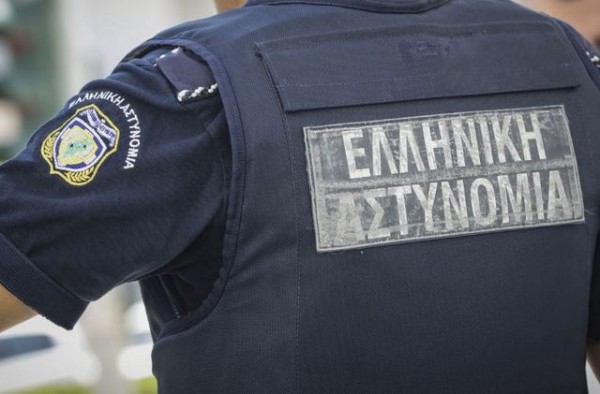 Αστυνομικός έπεσε θύμα ληστείας στο κέντρο της Αθήνας