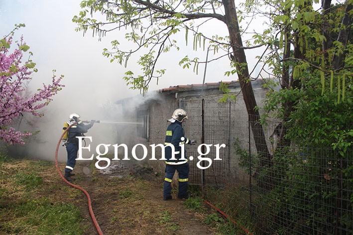 ΧΑΛΚΙΔΑ: Φωτιά σε σπίτι στα Τρία Μαγαζιά