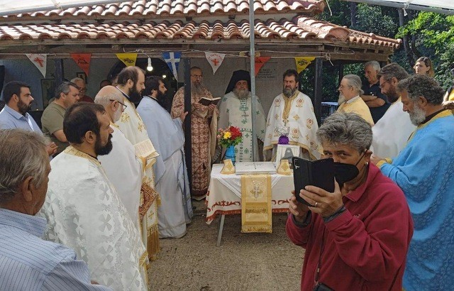 ΜΗΛΙΕΣ ΙΣΤΙΑΙΑΣ: Πανηγύρι για τον Όσιο Νικόδημο τον Αγιορείτη