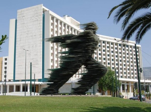 Costa Navarino και Τούρκοι πήραν το Hilton