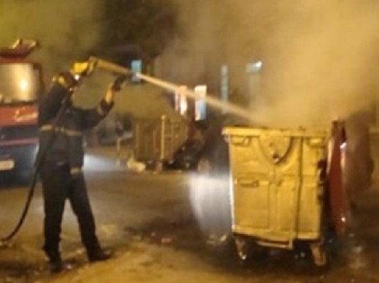 Χαλκίδα: Καπνός σε κάδο προκάλεσε αναστάτωση στην οδό Τσιριγώτη