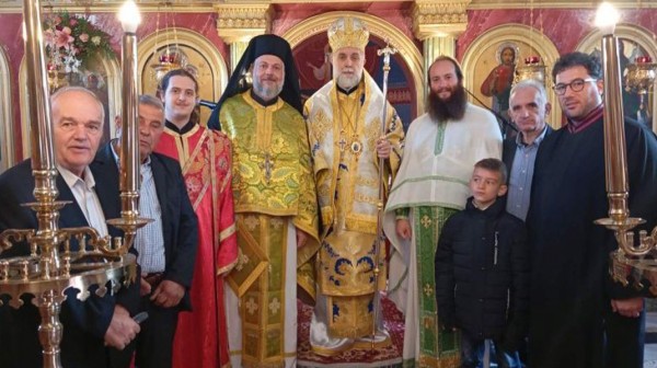 Στα Καλύβια του Δήμου Μαντουδίου -Λίμνης - Αγίας Άννας ο Επίσκοπος Σκοπέλου κ. Νικόδημος