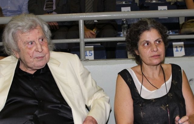 Μαργαρίτα Θεοδωράκη: Ζήτησα βοήθεια, όχι ζητιανιά - Έλενα Ακρίτα έγινες Κατίνα