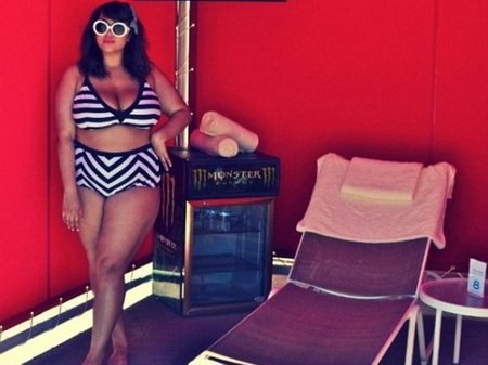 Δεν είναι bikini, είναι fat-kini