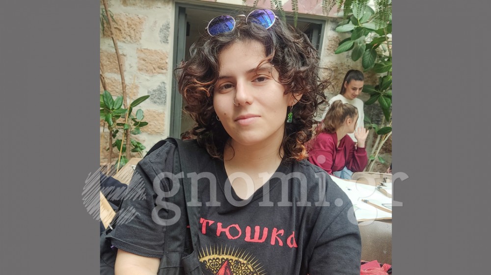 Είναι ...dark η Αναστασία