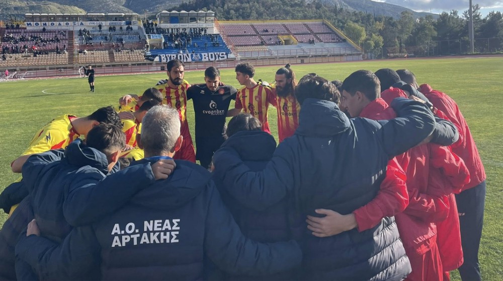 ΔΟΞΑ ΒΥΡΩΝΑ-ΑΡΤΑΚΗ 0-0: Τη φρέναραν κλασικές ευκαιρίες και δοκάρια - Οι δηλώσεις του Γιάννη Καρβέλη