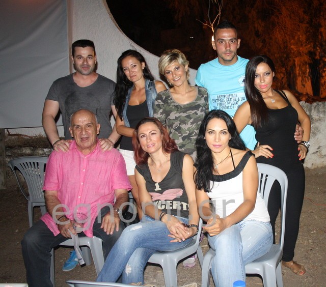 ΕΡΕΤΡΙΑ: Τα κορίτσια των λουλουδιών στην Πάολα