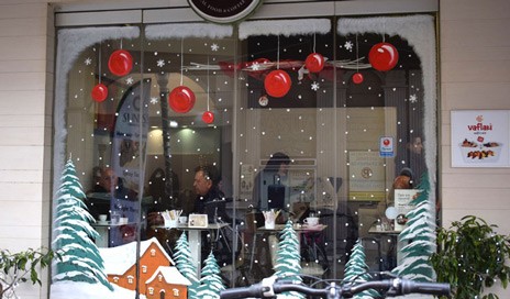 Πώς θα λειτουργήσουν οι επιχειρήσεις την περίοδο των Χριστουγέννων