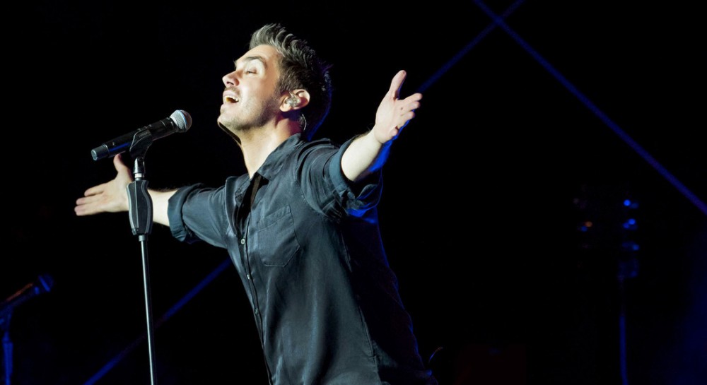 ΧΑΛΚΙΔΑ: Συναυλία του Μιχάλη Χατζηγιάννη κάτω από το φως της πρώτης πανσέληνου του Αυγούστου