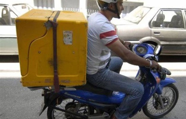 Απεργούν όλοι οι ντελιβεράδες την Πέμπτη