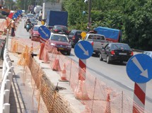 Σκάβουν και στις Kαμάρες