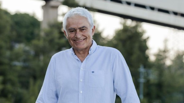 ΧΑΛΚΙΔΑ: Πρόβλημα υγείας στέλνει στο χειρουργείο τον Γιώργο Σπύρου