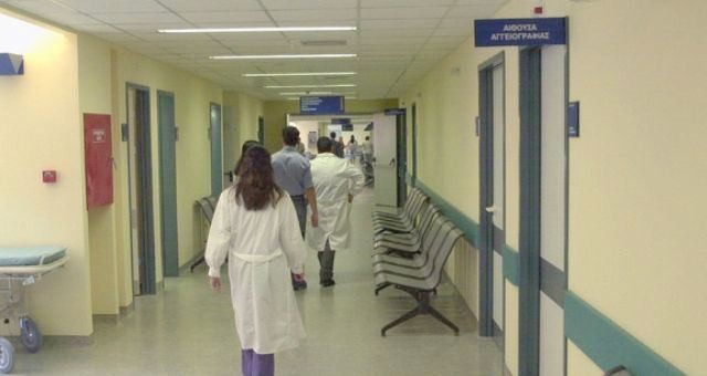 Ένα φίδι τρύπωσε στην παιδιατρική κλινική νοσοκομείου