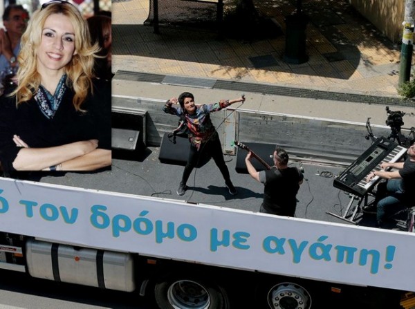 ΧΟΝΔΡΟΓΙΑΝΝΗ: Βλέπω το λαό να τους παίρνει με τις πέτρες σε λίγο...