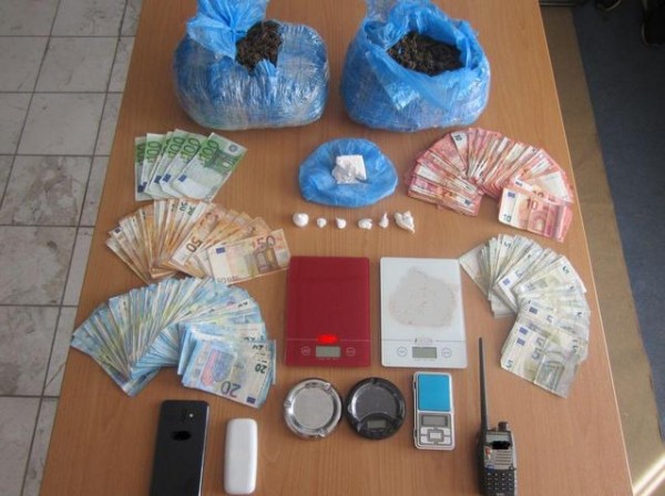 ΣΤΕΡΕΑ ΕΛΛΑΔΑ: Συνελήφθη νεαρό ζευγάρι για διακίνηση ναρκωτικών