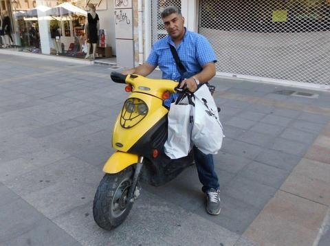 Διαστημικό μηχανάκι καβαλάει ο Γιάννης